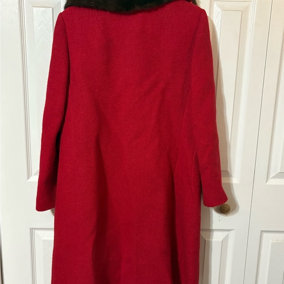 Vintage Red Double-Breasted Wool Pea Coat with Faux Fur Collar - Picture 3 of 9